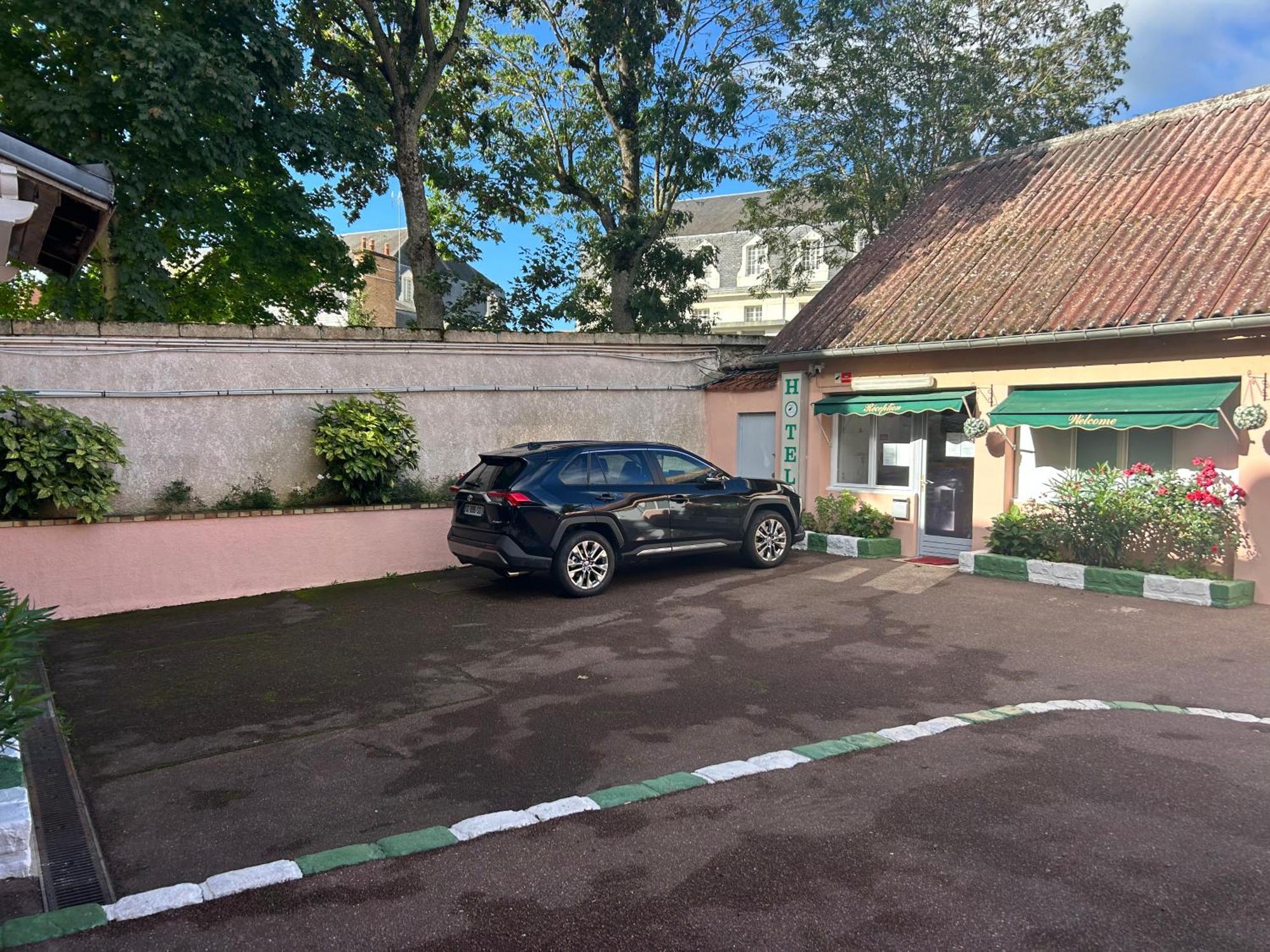 Hotel Saint - Charles Rambouillet Extérieur photo